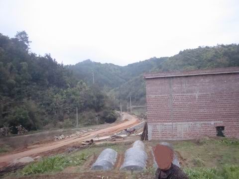 左前2.JPG